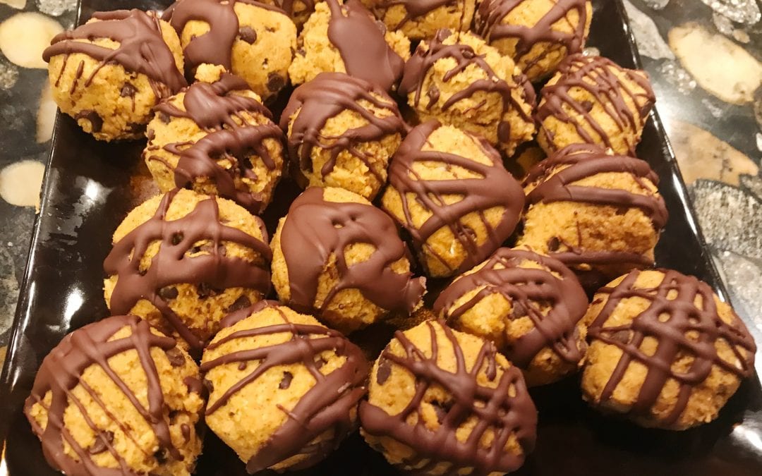 Clean & Delicious Pumpkin Cookie Dough Bites